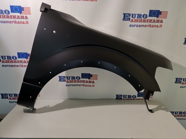 Fender w/holes for molding (Right)